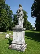 Statue de Cerere (Cérès), place Charles Péguy.