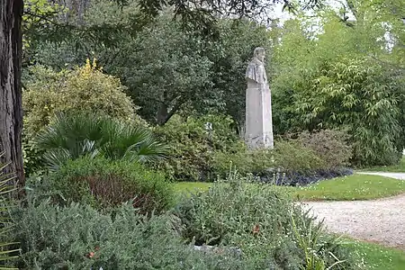 Firmin Michelet, Monument à Jules Laforgue (1938), Tarbes, Jardin Massey.