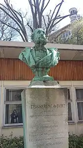 Buste de Pierre-Edmond Teisserenc de Bort, AgroParisTech, Paris, France