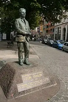 Monument à Léon Trulin (1934), Lille.