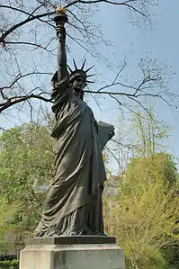 Statue de la Liberté (1889), Paris, jardin du Luxembourg.