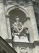 Saint Matthieu. Les niches à l'extérieur de la coupole abritent les statues par Leó Feszler des quatre évangélistes.