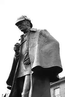 Statue de Sherlock Holmes à Édimbourg tel qu'il fut représenté par Paget.
