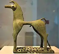 Figurine de cheval en bronze. Atelier corinthien, v. 750-725. Altes Museum.
