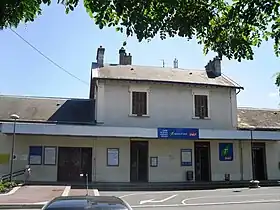 Image illustrative de l’article Gare de Sainte-Geneviève-des-Bois