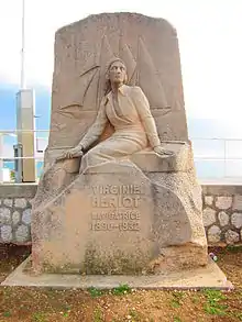 Monument à Virginie Hériot