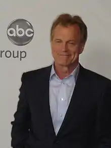 Stephen Collins interprète Gene Porter.