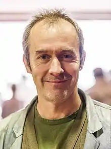 Stephen Dillane interprète Stannis.