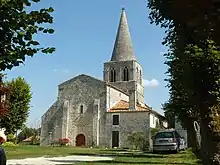 Église Saint-Estèphe.