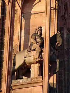 Statue équestre de Louis XIV, cathédrale de Strasbourg.