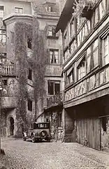 Cour du Corbeau(photo 1930)