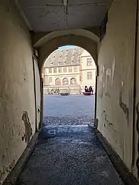 Sortie vers le quai des Bateliers et le musée historique.