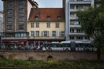 L'arrêt de bus Les Halles/Pont de Paris