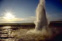 L'éruption de Strokkur.