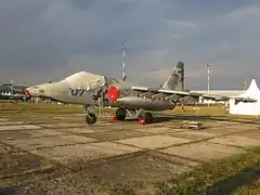 Un Su-25 du 299e sur la base.