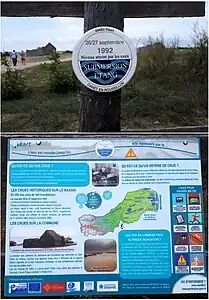 Secteur des cabanes des pêcheurs - inondation 1992 - repère et pancarte explicative sur place.