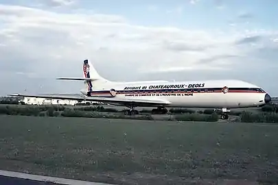 La caravelle aux couleurs de l'aéroport en 1993.