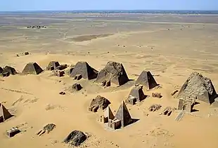 Pyramides nubiennes à Méroé.