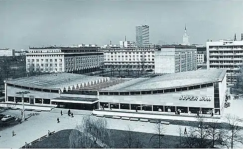 Supersam (en), Varsovie (1961).