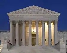 La Cour suprême, représentative du pouvoir judiciaire.