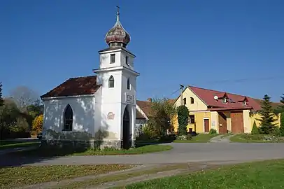 Svinětice : l'église.