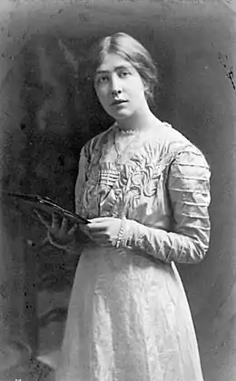 Portrait en noir et blanc de Sylvia Pankhurst.