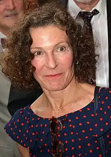 Sylvie Flepp joue le rôle de Mirta Torres.