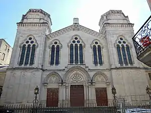 Façade de la Grande synagogue de Bordeaux