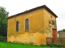 Synagogue endommagée en 1942 et aliénéeLa synagogue de Maizières-lès-Vic, par Claire Decomps, Conservateur du patrimoine, Conseil régional de Lorraine / service régional de l'Inventaire général du patrimoine culturel