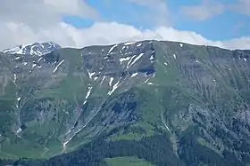 Vue du flanc occidental de la tête du Véleray.