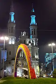 Vu de l'Église Saint-Sauveur.