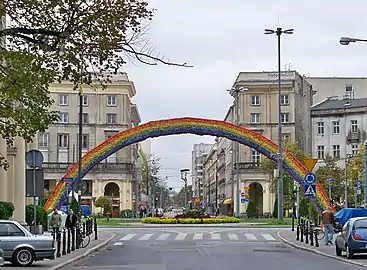 L'Arc-en-ciel vu de l'avenue Wyzwolenia.