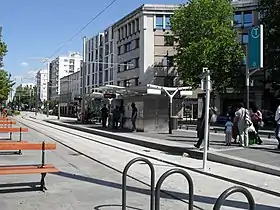 La station terminus Marché de Saint-Denis, en août 2013.