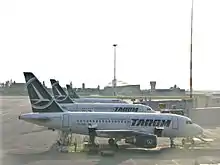 Avions de la TAROM.