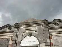 Façade des anciennes halles couvertes côté Sud.