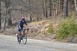 Iván Sosa s’envole vers la victoire d’étape, ici à 3 km de l'arrivée.