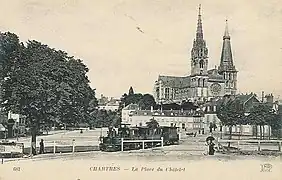 Le tramway de la ligne Lèves-Bonneval en 1910 place Châtelet.