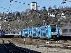 Rame arborant la livrée Auvergne-Rhône-Alpes.