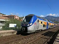 Regio 2N (Z 55500) en gare de Carnolès.