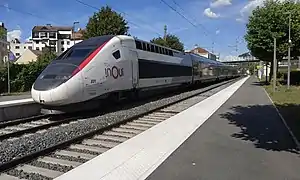 TGV inOui sur la relation Évian-Paris.