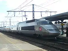 Bourg-en-Bresse Un TGV Marseille-Strasbourg.