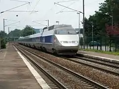 TGV6759 Paris-Gare-de-Lyon - Besançon passant sans arrêt à Saint Vit.