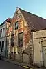 Les façades, les toitures et les structures en bois, charpente comprise de la maison sise rue des Corriers 44, à Tournai