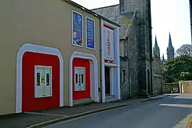 Théâtre Sainte Thérèse près de la chapelle Saint-Joseph.