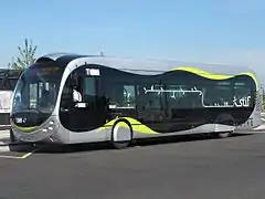 Un bus de la Ligne 1 du T Zen à la gare de Lieusaint - Moissy.