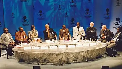 Table ronde franco-sénégalaise.