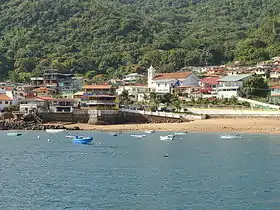 Côte de l'île de Taboga.