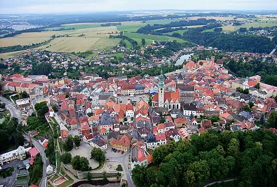 Vue de la vieille ville depuis le nord.