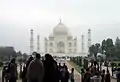 Le Taj Mahal dans la brume.