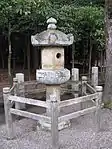 Tōrō (lanterne de pierre), bien culturel important.